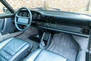 Immagine 47/50 di Porsche 911 Carrera 3.2 "25 years 911" (1988)