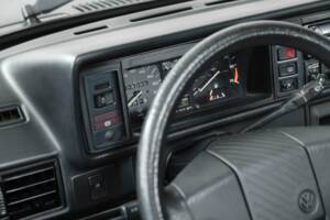 Image 16/36 of Volkswagen Golf Mk I Convertible 1.8 (1993)