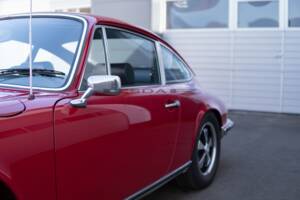 Image 17/34 of Porsche 911 2.4 S (1973)