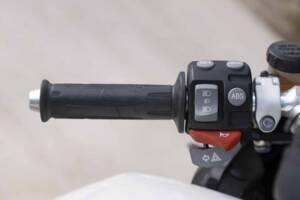 Image 43/47 of BMW HP2 Sport (2010)