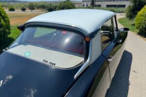Image 6/29 of Citroën ID 19 (1958)