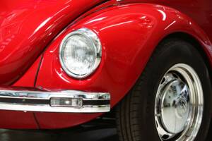 Immagine 6/34 di Volkswagen Beetle 1303 LS (1978)