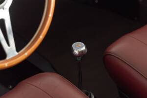 Image 34/40 of Mercedes-Benz 190 SL (1955)