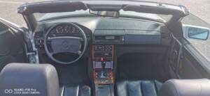 Afbeelding 9/58 van Mercedes-Benz 500 SL (1991)