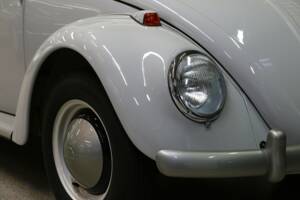 Image 26/39 of Volkswagen Escarabajo 1200 A (1965)