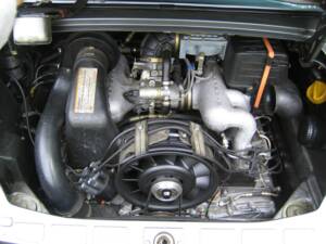 Image 6/7 of Porsche 911 Carrera 3.2 (1989)