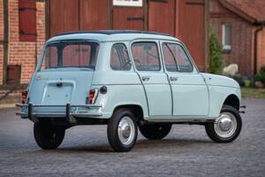 Image 13/66 of Renault R 4 Super (1962)
