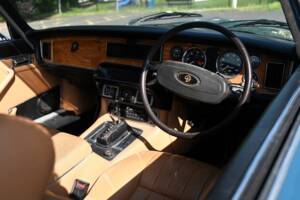 Bild 7/17 von Daimler Sovereign 4.2 (1977)