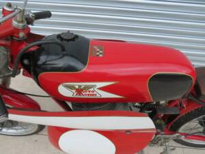 Imagen 16/45 de Moto Morini 175 GT (1958)