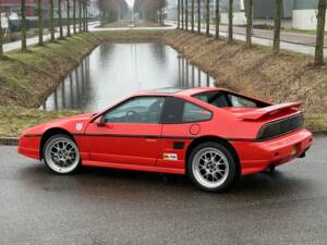Image 29/31 de Pontiac Fiero GT (1987)