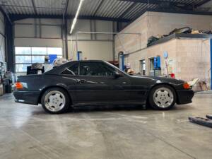 Imagen 4/46 de Mercedes-Benz 500 SL 6.0 AMG (1992)
