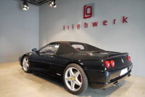 Imagen 3/20 de Ferrari F 355 Spider (1998)
