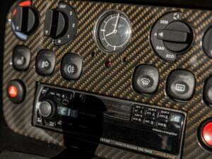 Bild 67/83 von Aston Martin DB 7 Vantage Volante (2001)
