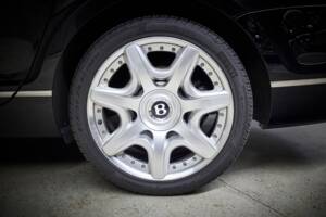 Image 23/100 of Bentley Continental Flying Spur (2008)