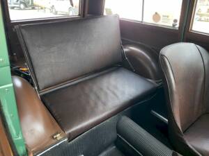 Image 30/38 of FIAT 500 C Giardiniera (1952)