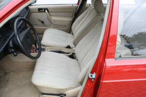 Afbeelding 3/12 van Mercedes-Benz 190 D 2.5 (1985)
