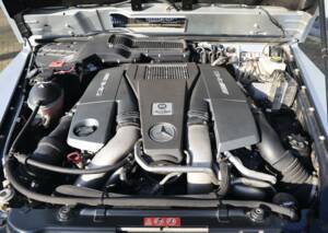 Bild 40/41 von Mercedes-Benz G 63 AMG (lang) (2015)