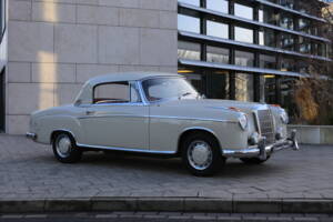 Image 15/41 of Mercedes-Benz 220 SE (1959)