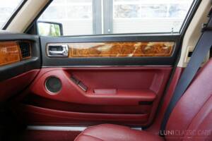 Image 42/61 de Jaguar Sovereign 3.6 (1987)