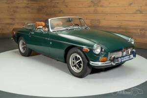 Image 4/19 de MG MGB (1974)