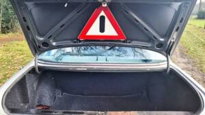 Image 7/18 de Mercedes-Benz 420 SEL (1987)