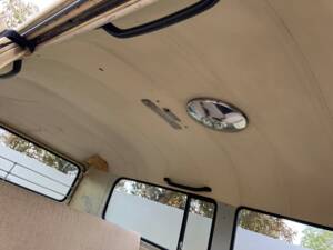 Imagen 12/15 de Volkswagen T2b minibus (1974)