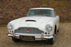 Bild 43/50 von Aston Martin DB 4 (1961)