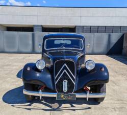 Image 14/47 of Citroën Traction Avant 11 B (1955)