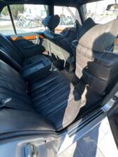 Image 29/36 of BMW 745i (1985)