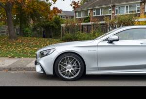 Immagine 13/31 di Mercedes-Benz S 63 AMG S 4MATIC (2019)