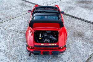 Bild 33/35 von Porsche 911 Carrera 3.2 (1987)