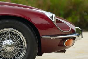 Afbeelding 34/50 van Jaguar E-Type V12 (2+2) (1972)