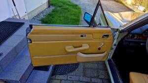 Image 7/9 of Mercedes-Benz 280 CE (1972)