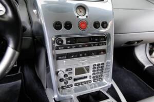 Bild 26/29 von Aston Martin V12 Vanquish (2001)