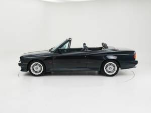 Image 14/15 of BMW M3 (1991)