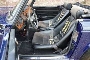 Image 40/50 of Triumph TR 6 PI (1972)