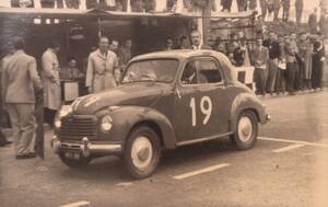 Image 33/36 of FIAT 500 C Topolino (1950)