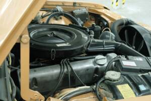 Image 49/50 de Mercedes-Benz 350 SE (1973)