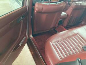 Afbeelding 38/38 van Mercedes-Benz 420 SEL (1986)