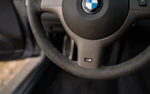 Image 36/42 of BMW M3 CSL (2003)