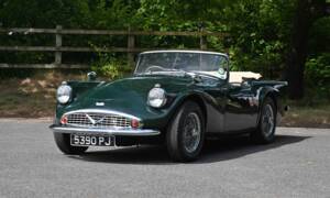 Image 1/50 of Daimler SP 250 (1963)