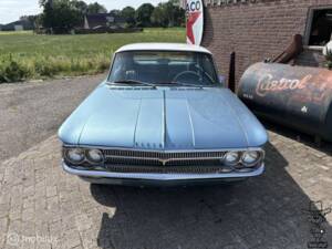 Image 2/49 of Oldsmobile F-85 Jetfire (1962)