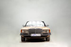 Bild 2/30 von Mercedes-Benz 350 SE (1976)