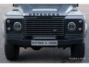 Image 17/27 of Land Rover Defender 90 (1996)