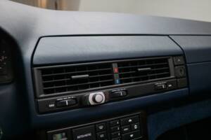 Bild 19/84 von Mercedes-Benz SL 320 (1996)