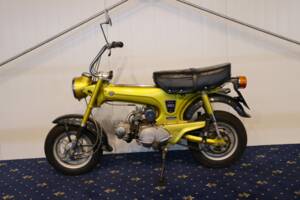 Image 17/25 of Honda ST 50 Dax (1900)