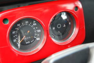 Image 30/35 of Mini 1000 (1988)