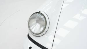 Afbeelding 11/15 van Porsche 911 Carrera 2 (1990)