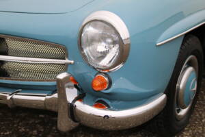 Image 19/68 of Mercedes-Benz 190 SL (1961)