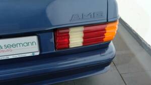 Image 26/29 of Mercedes-Benz 500 SEC (1985)